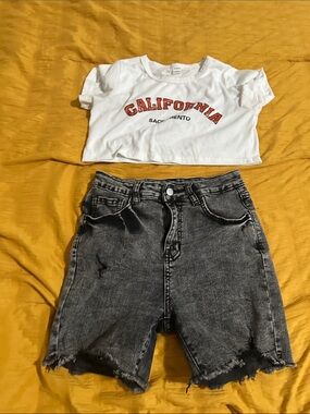 SHEIN White Graphic 'California Sacramento' Crop Tank